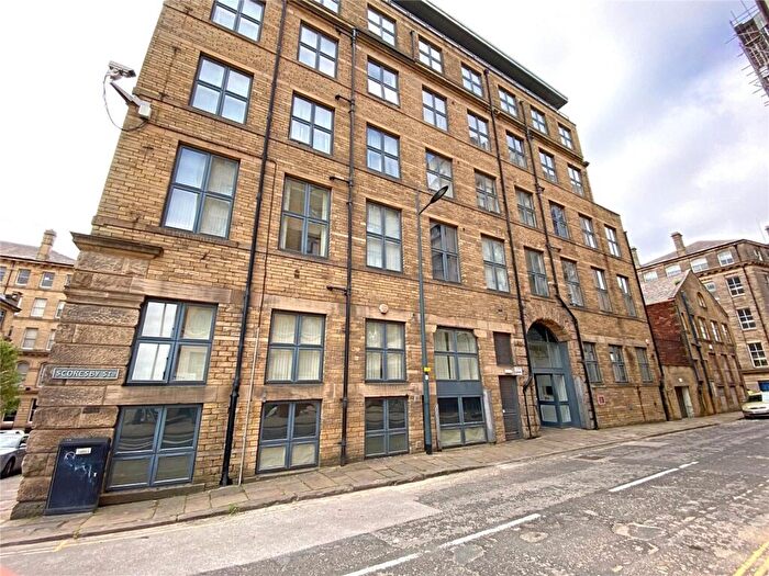 1 Bedroom Apartment To Rent In Acton House, Scoresby Street, Bradford, West Yorkshire, BD1
