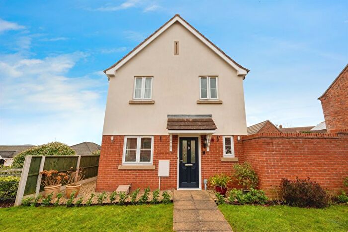 3 Bedroom Detached House For Sale In Callows Orchard, Rushwick, Worcester, WR2