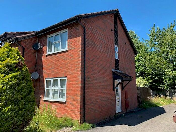 1 Bedroom Maisonette To Rent In Harbourne Gardens, West End, Southampton, SO18