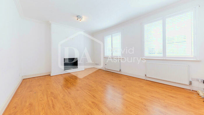 1 Bedroom Apartment To Rent In Holly Park Road, New Southgate, Friern Barnet, N11