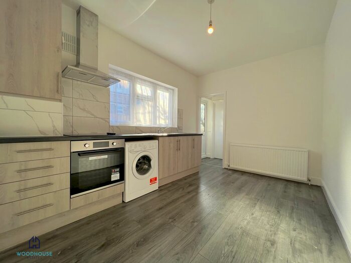 1 Bedroom Flat To Rent In St Albans Crescent, London N22