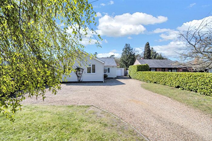 4 Bedroom Detached Bungalow For Sale In Thurston Road, Great Barton, IP31