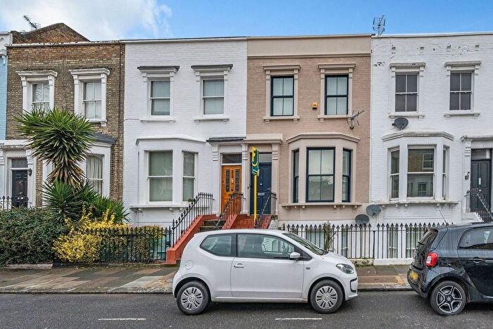 1 Bedroom Flat To Rent In Armadale Road, Fulham, London, SW6