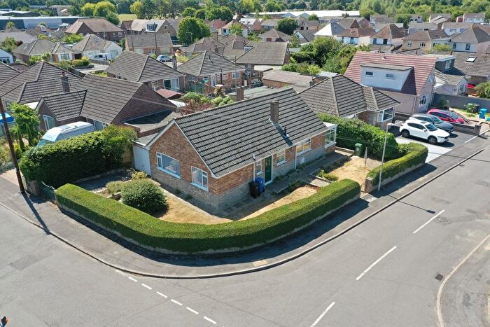 3 Bedroom Bungalow For Sale In Allens Road, Upton, Poole, BH16