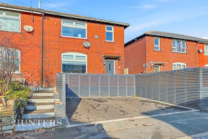 3 Bedroom Semi Detached House For Sale In Stopford Avenue, Littleborough, OL15