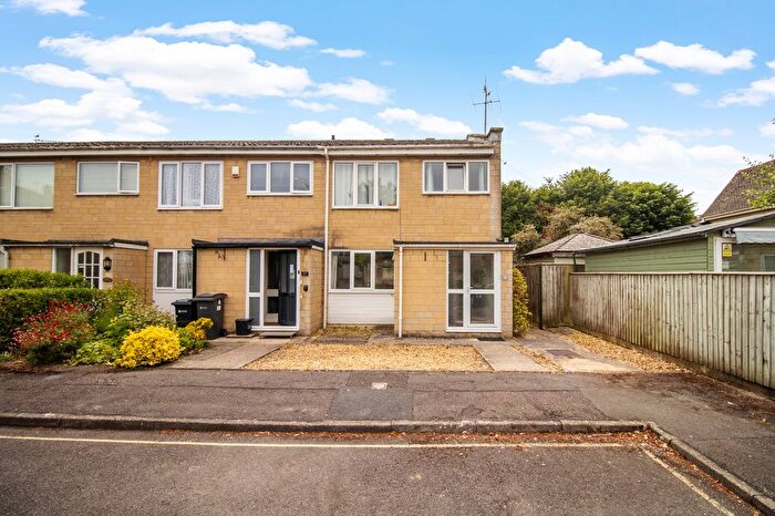 3 Bedroom End Of Terrace House To Rent In Ashcroft Gardens, Cirencester, Gloucestershire, GL7