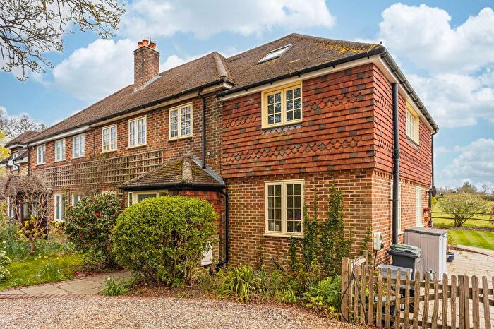 4 Bedroom Semi Detached House For Sale In Meath Green Lane, Horley, RH6