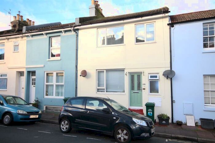 3 Bedroom Maisonette To Rent In Islingword Street, Brighton, BN2