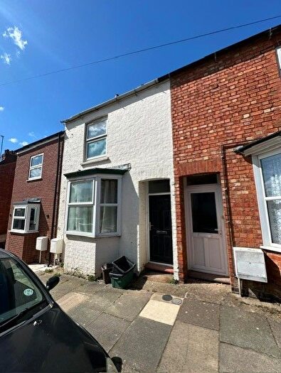 3 Bedroom Terraced House To Rent In Newington Road, Northampton, Northamptonshire, NN2