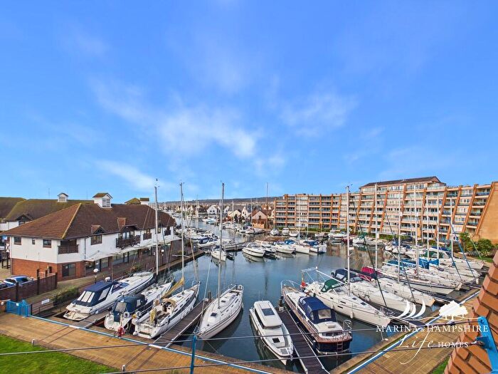 1 Bedroom Apartment For Sale In Oyster Quay, Port Solent, PO6