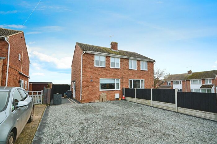 2 Bedroom Semi-Detached House For Sale In Sparrow Close, Sible Hedingham, Halstead, CO9