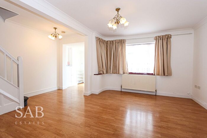 4 Bedroom Terraced House To Rent In Edward Road, Northolt, UB5