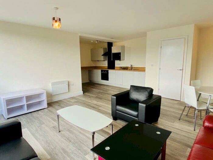 2 Bedroom Apartment To Rent In Grosvenor House, NR1