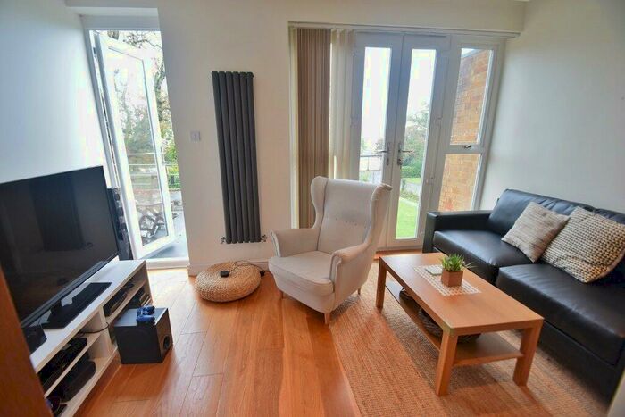 1 Bedroom Maisonette To Rent In Sunningfields Road, Hendon, NW4