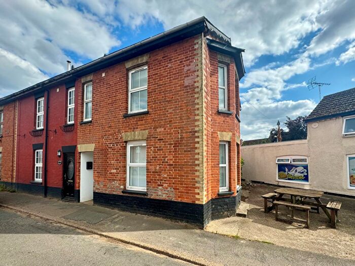 2 Bedroom End Of Terrace House To Rent In Cowlishaw Terrace, Methwold, IP26