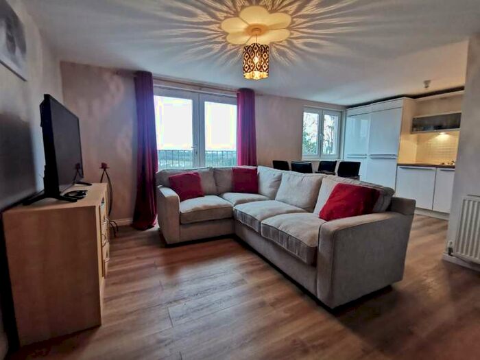 2 Bedroom Property To Rent In Cairnfield Place Bucksburn, Aberdeen, AB21