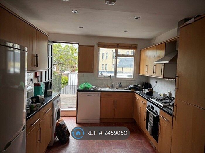 3 Bedroom Terraced House To Rent In Stephendale Road, London, SW6