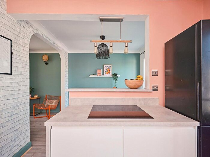 3 Bedroom Semi-detached House For Sale In Clovelly Close, St George, BS5