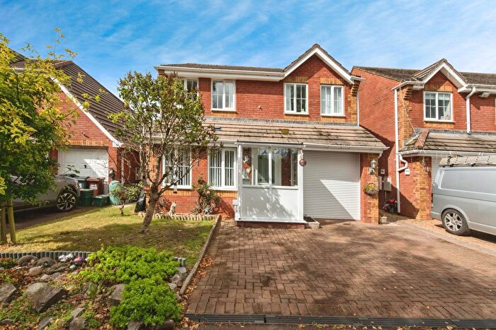 4 Bedroom Detached House For Sale In Cross Parks, Cullompton, Devon, EX15