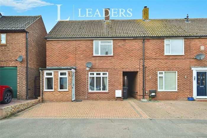 3 Bedroom End Of Terrace House For Sale In Elizabeth Avenue, Witham, Essex, CM8