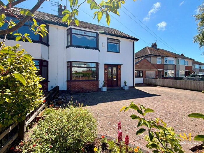 4 Bedroom Semi-Detached House For Sale In Pinewood Avenue, Formby, Liverpool, L37