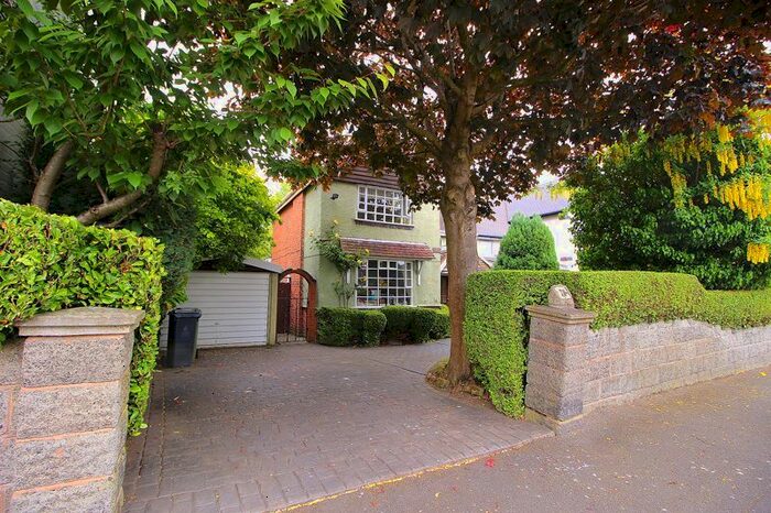 3 Bedroom Semi-Detached House To Rent In Lincoln Road, Walsall, WS1