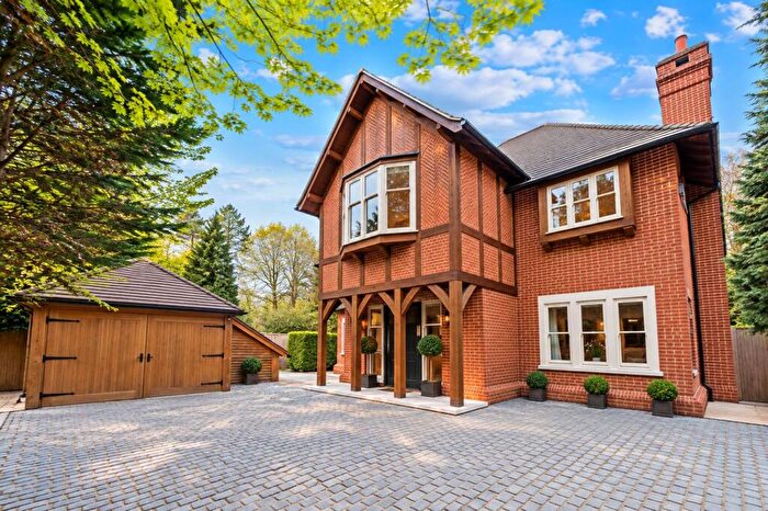 6 Bedroom Detached House For Sale In Fairmile Lane, Cobham, KT11