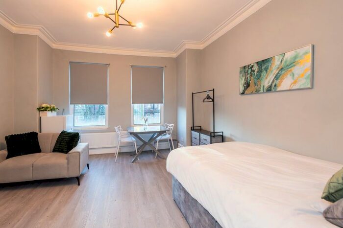 1 Bedroom Studio To Rent In Bennett Road, Manchester, M8