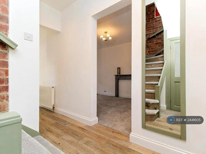 3 Bedroom Semi-Detached House To Rent In Godric Road, Sheffield, S5