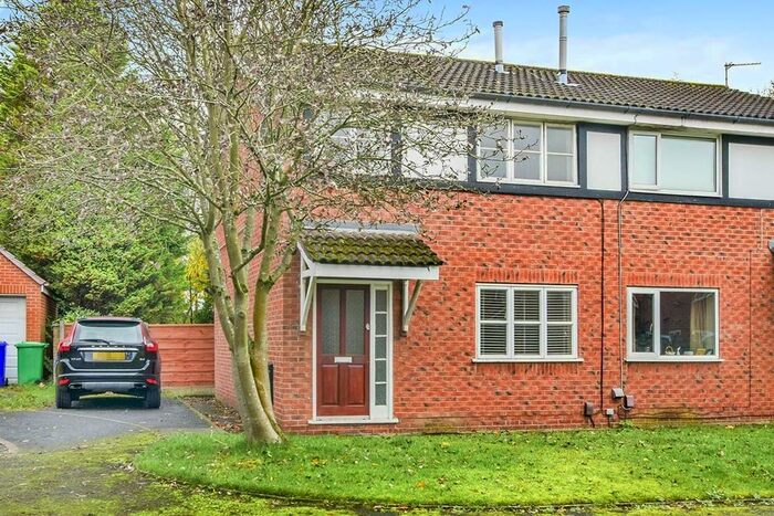 3 Bedroom Semi-Detached House To Rent In Francis Road, Manchester, Greater Manchester M20