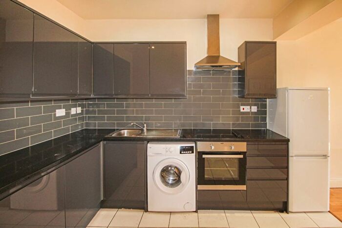 1 Bedroom Flat To Rent In High Street, Enfield, EN3