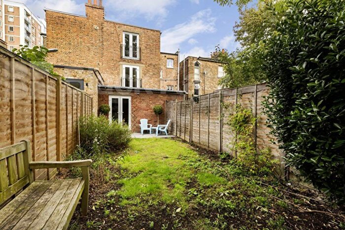 1 Bedroom Flat To Rent In Buckingham Road, De Beauvoir Town, N1