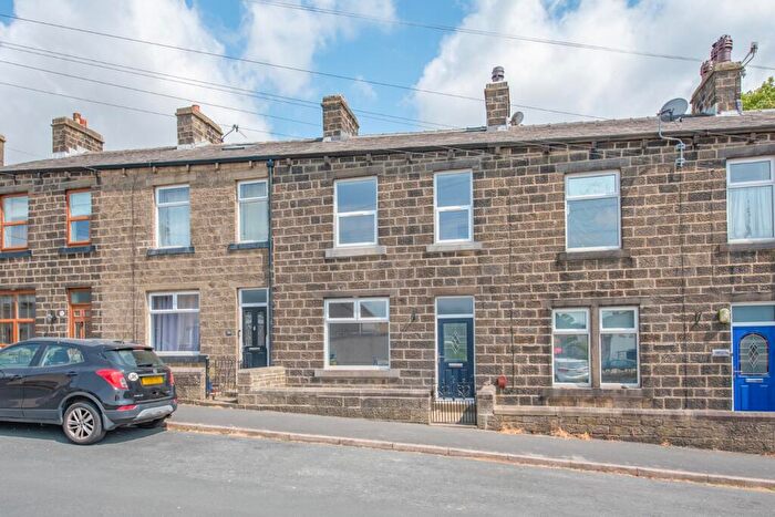 3 Bedroom Terraced House To Rent In Ryeland Street, Cross Hills, North Yorkshire, BD20