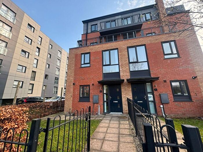 2 Bedroom Property To Rent In City Road, Manchester, M15