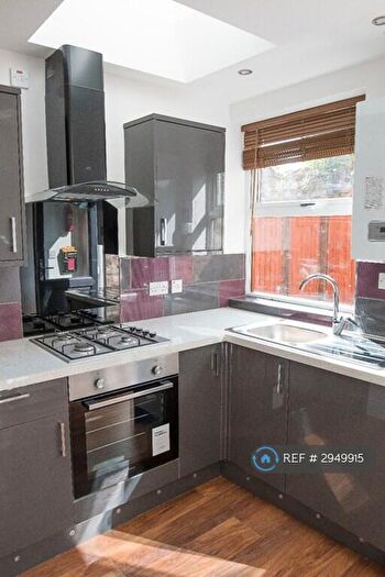 1 Bedroom Flat To Rent In Pennywell Heights, Bristol, BS5