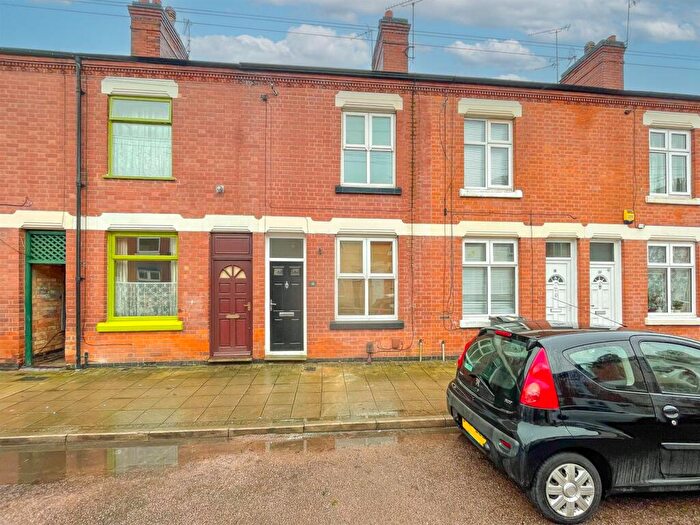2 Bedroom Terraced House For Sale In Westcotes, Leicester, LE3