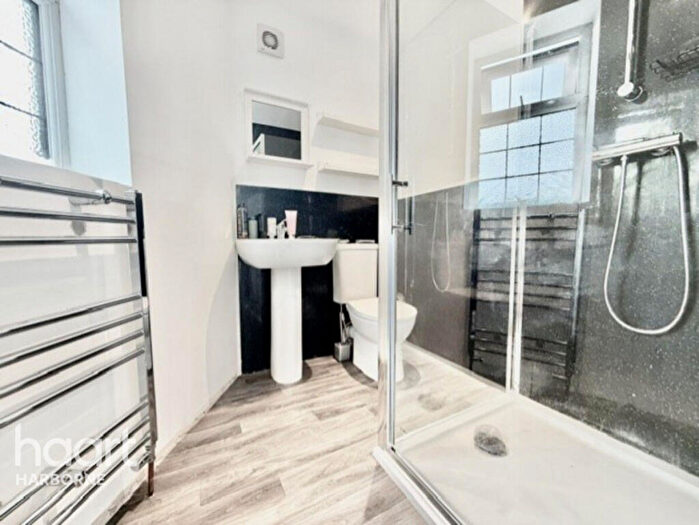1 Bedroom Apartment To Rent In Kingstanding Road, Birmingham, B44
