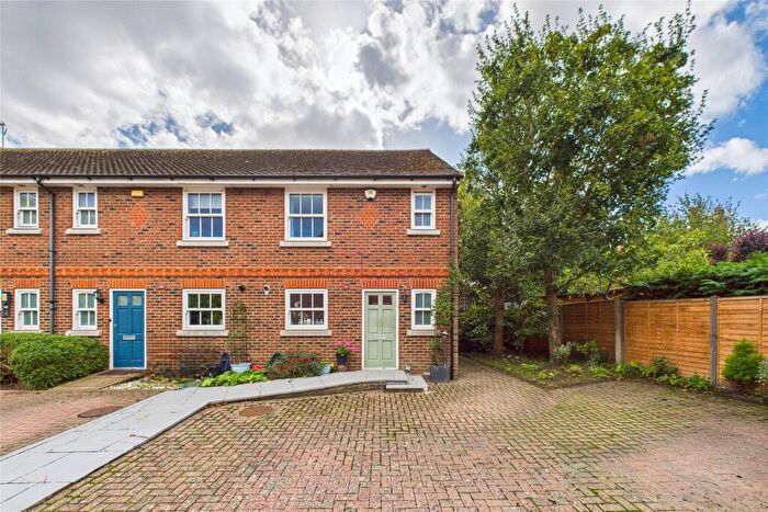 3 Bedroom End Of Terrace House For Sale In Charlotte Mews, Farnborough, Hampshire, GU14