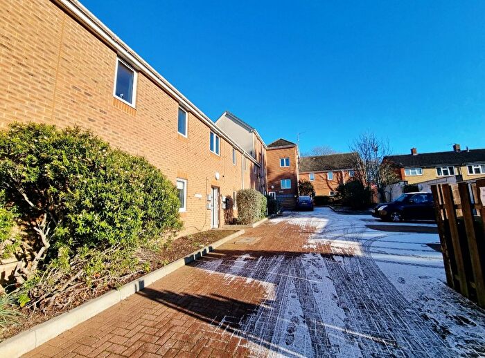2 Bedroom Flat To Rent In Cuttys Lane, Stevenage, SG1