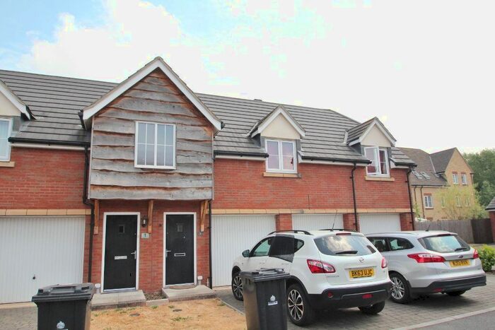 2 Bedroom Property To Rent In St Briavels Close, Tuffley, Gloucester GL4