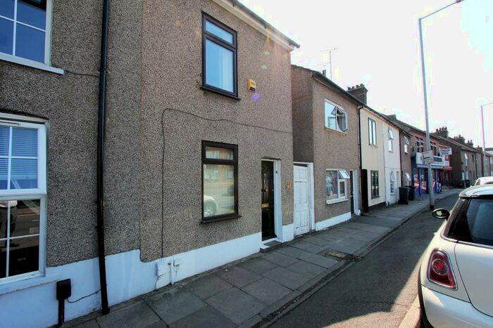 2 Bedroom Terraced House To Rent In London Road, Grays, Essex, RM17