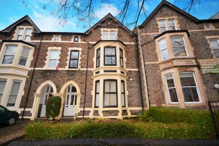 1 Bedroom Private Hall To Rent In Richmond Road, Cardiff, CF24