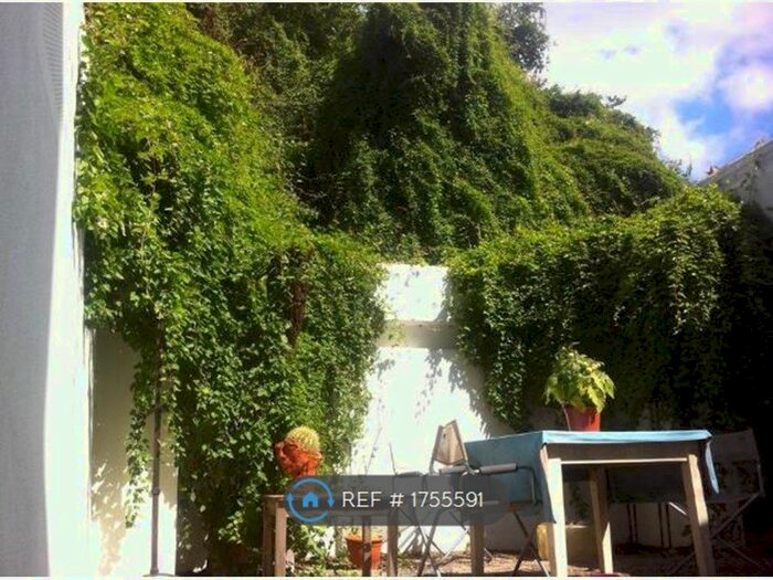 4 Bedroom Terraced House To Rent In Gifford Street, London, N1