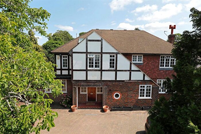 6 Bedroom Country House For Sale In Lauriston Road, Wimbledon, London, SW19