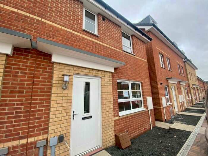 3 Bedroom House To Rent In Lavender Way, West Meadows, Cramlington, NE23