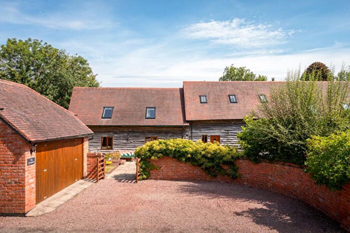 4 Bedroom Barn Conversion For Sale In Titton, Worcestershire, DY13