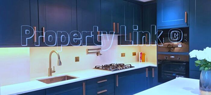 4 Bedroom Property To Rent In Montfort Gardens, Ilford, IG6