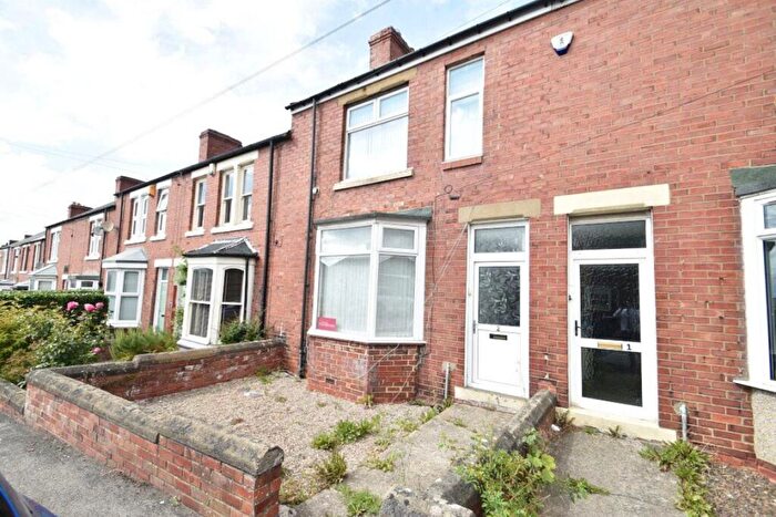 4 Bedroom House To Rent In Lowes Barn Bank, DH1