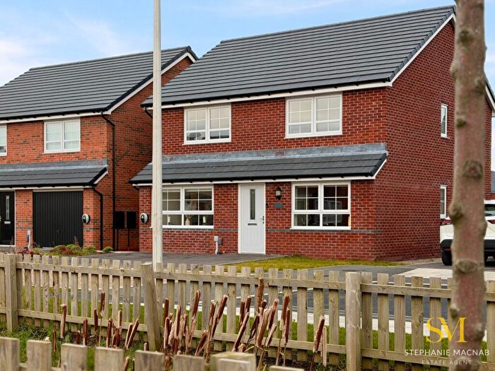 4 Bedroom Detached House For Sale In Broadleaf Drive, Formby, L37