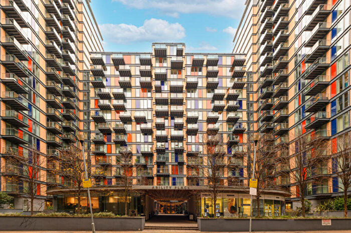 2 Bedroom Flat To Rent In Ability Place, Millharbour, E14